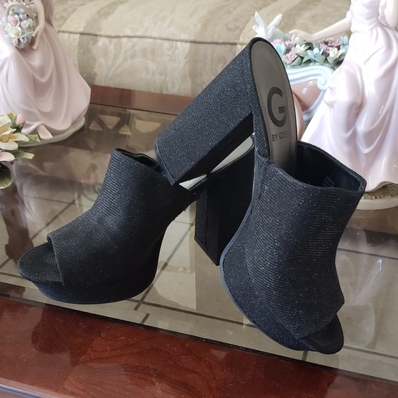 G by Guess Open Toe Platform Mule - Picture 4 of 8